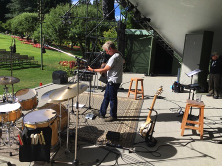 Soundcheck
Soundcheck